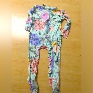 Posh Peanut: Floral Sleeper